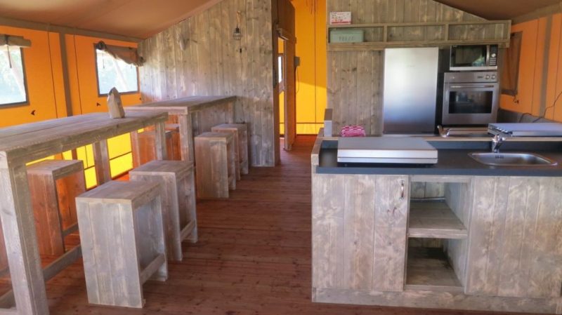 groepsovernachting in safaritenten