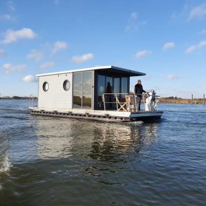 Otter Easy Houseboats